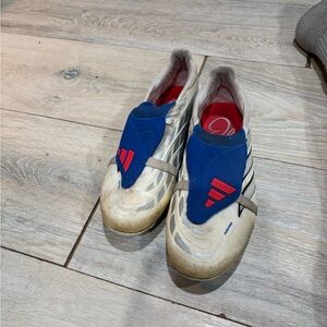 Adidas Men’s White and Blue Soccer Cleats